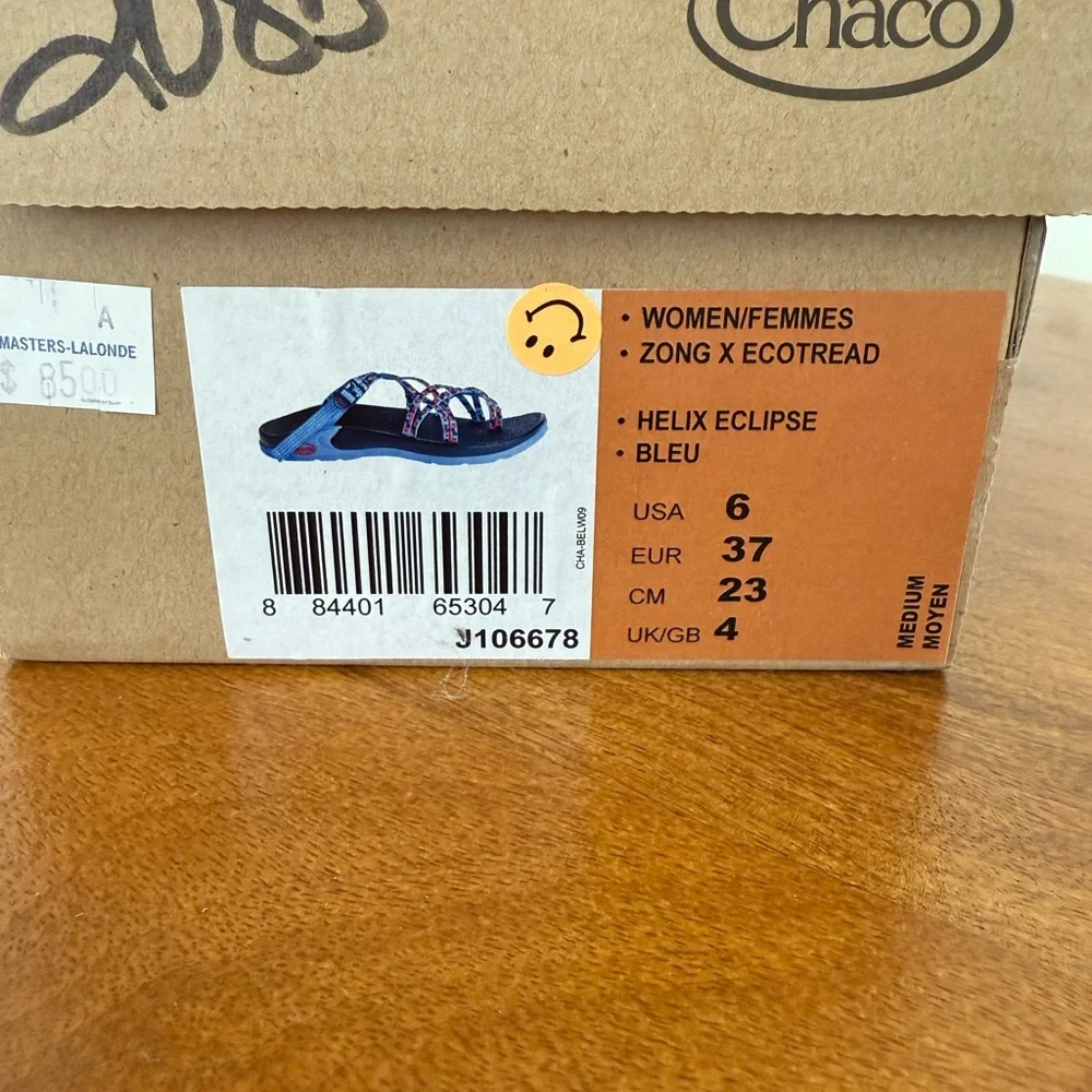Chaco Zong x Eclipse Multi-Color Strappy Sandals, Size 6 hiking outdoor